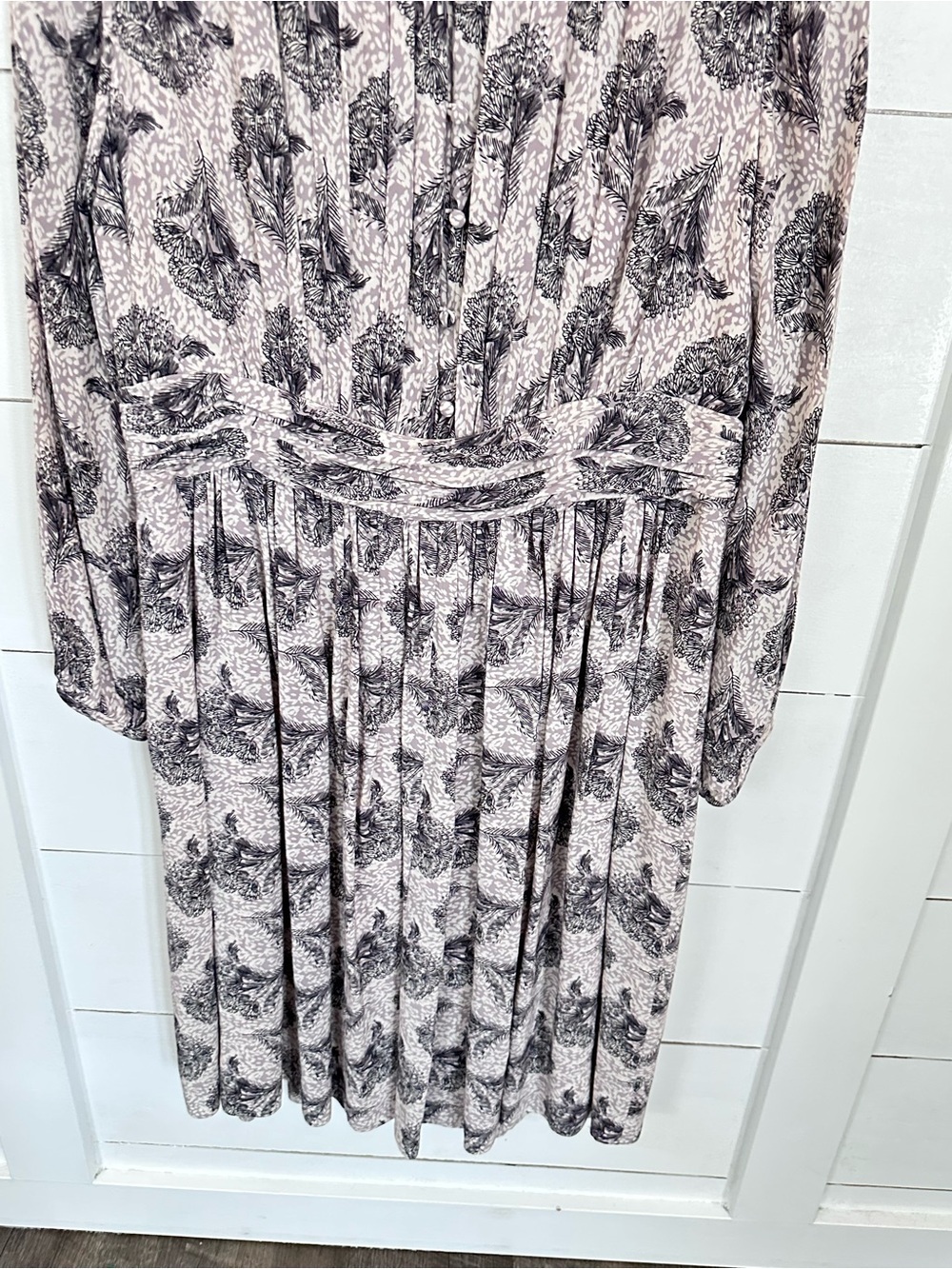 Boden Selina Floral Dress Long Sleeve Fit Flare Knee Length Grey Romantic Work - Picture 15 of 16